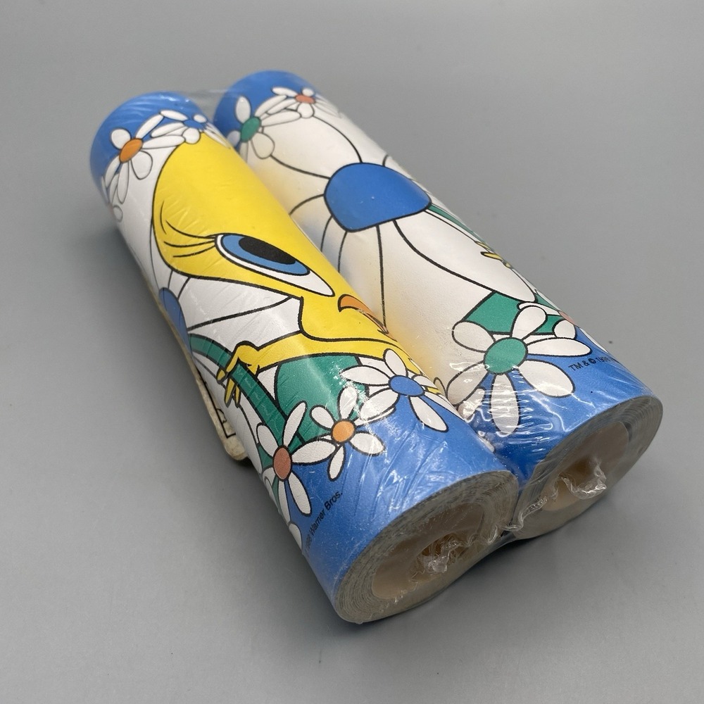 Looney Tunes Tweety Bird & Daisies Wallpaper Border Self Stick 10 Yards‎ 2 Rolls